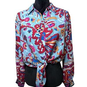 Cupcakes & Cashmere | Multicolor Floral Cropped Shirt with Front Tie | Sz M